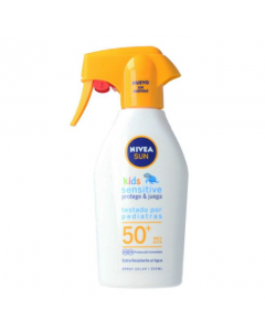 Nivea Sun Kids Sensitive Protect &amp; Play Spray SPF50+ 300ml